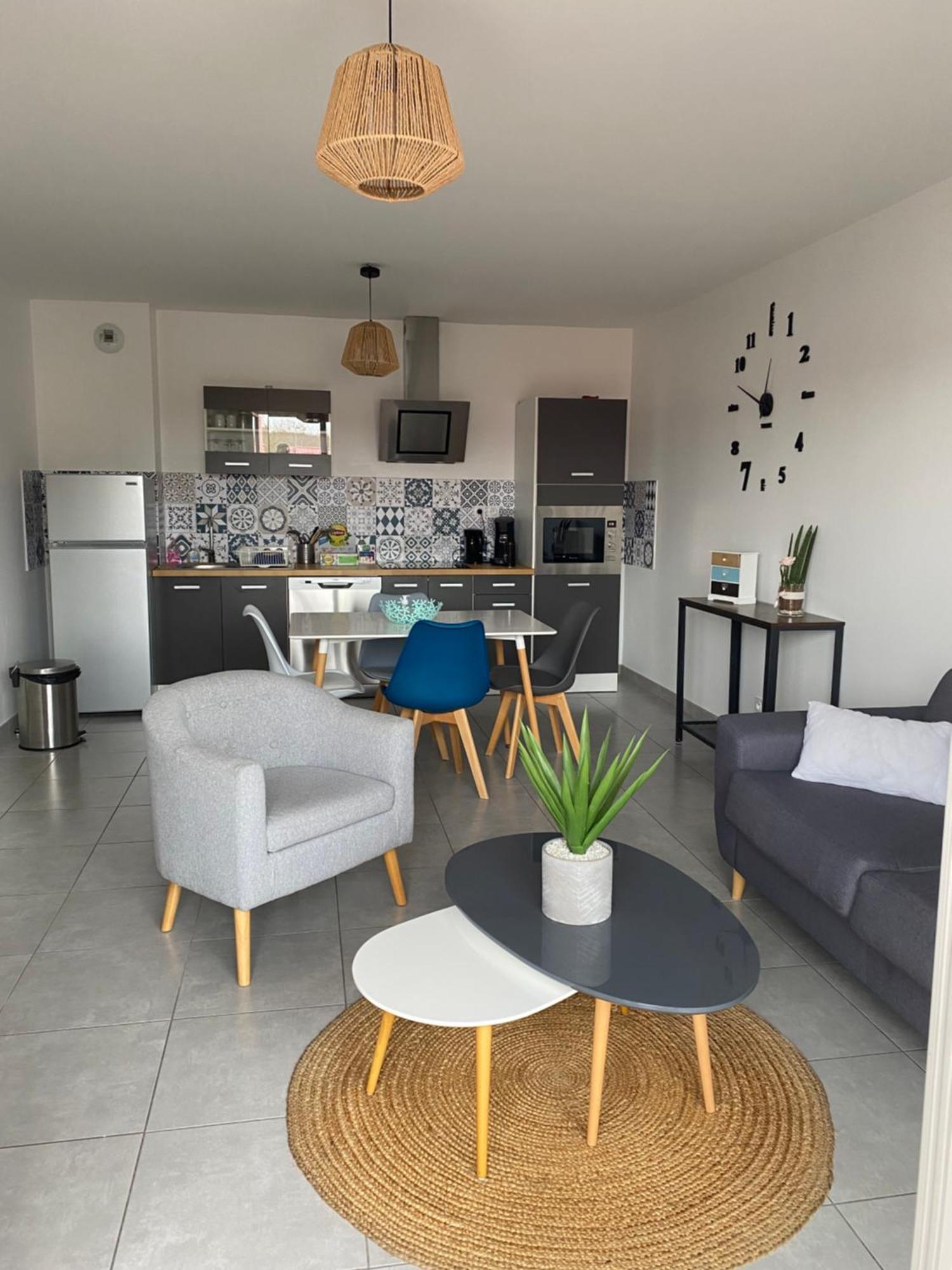 Appartement Neuf A St Jean De Niost Tout Confort Saint-Jean-de Niost Exteriör bild
